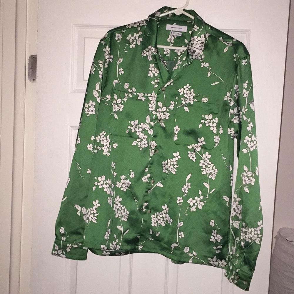 (SOLD) Long sleeve floral button down
